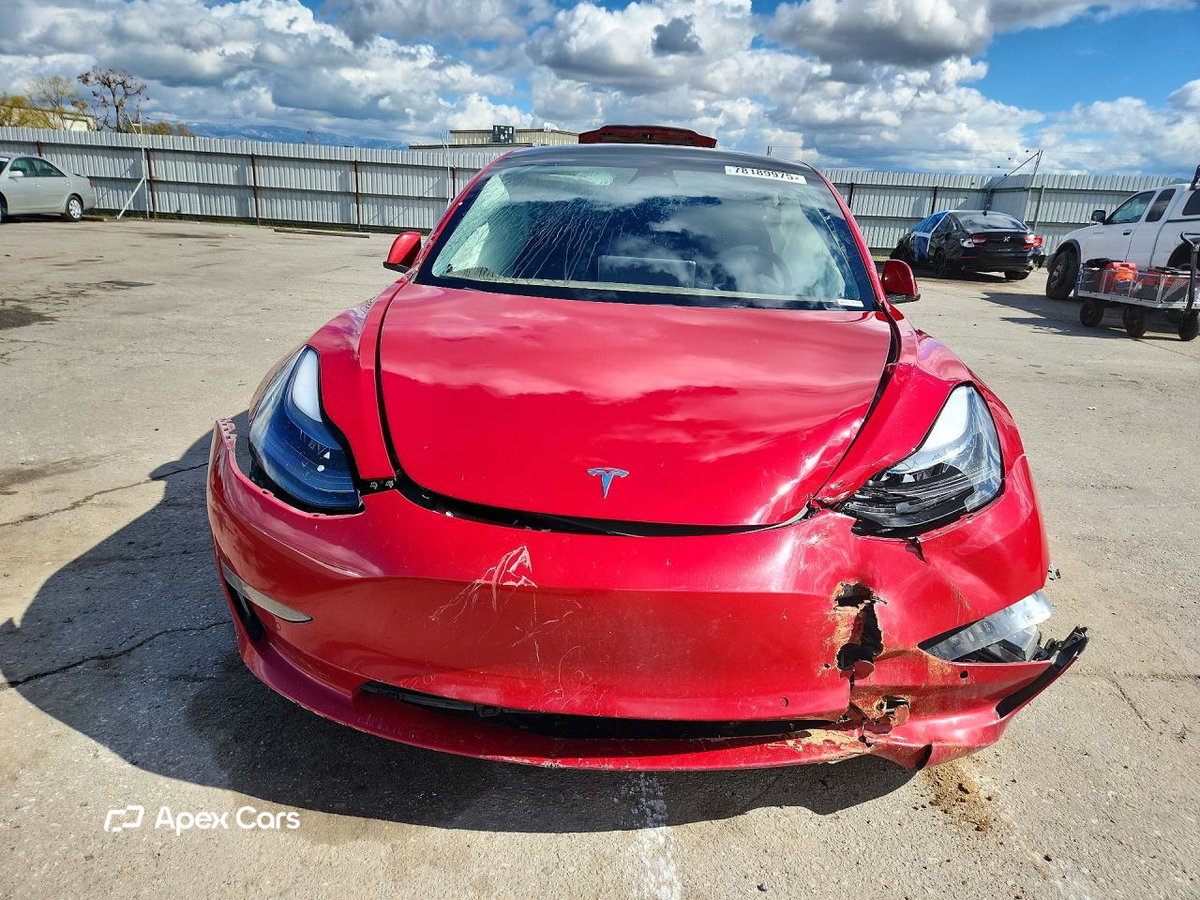 Tesla Model 3 2022