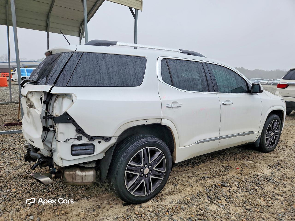 GMC Acadia 2017