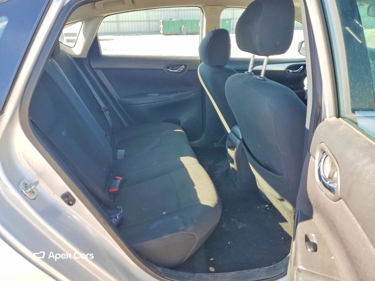 Nissan Sentra 2019