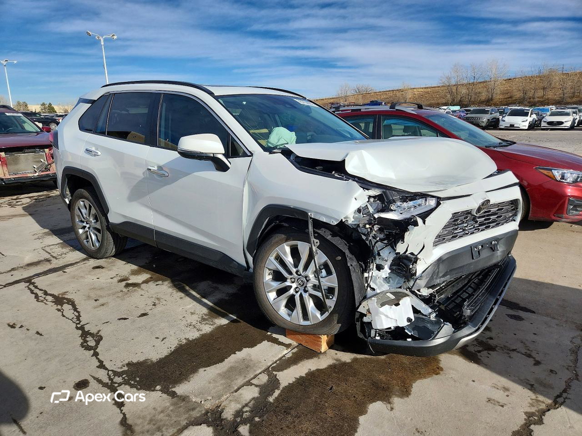 Toyota RAV 4 2025