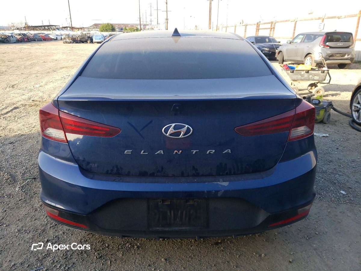 Hyundai Elantra 2020