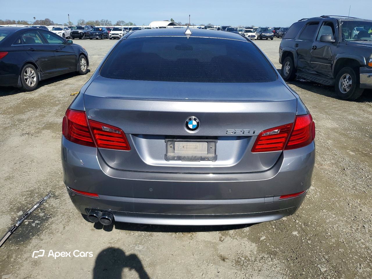 BMW Series 5 2012