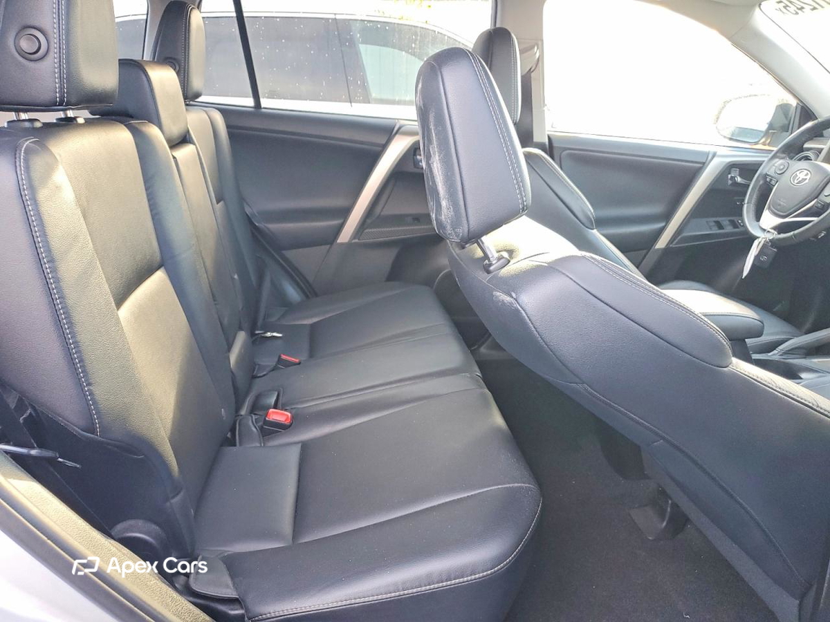 Toyota RAV 4 2015