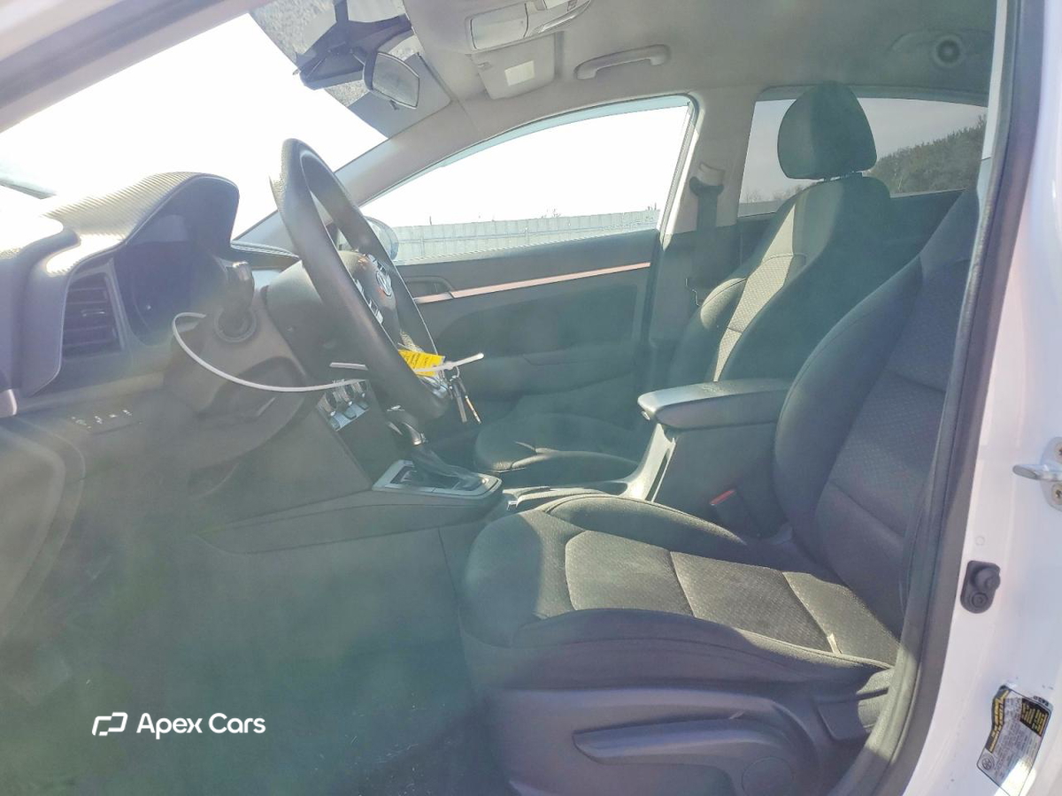 Hyundai Elantra 2019