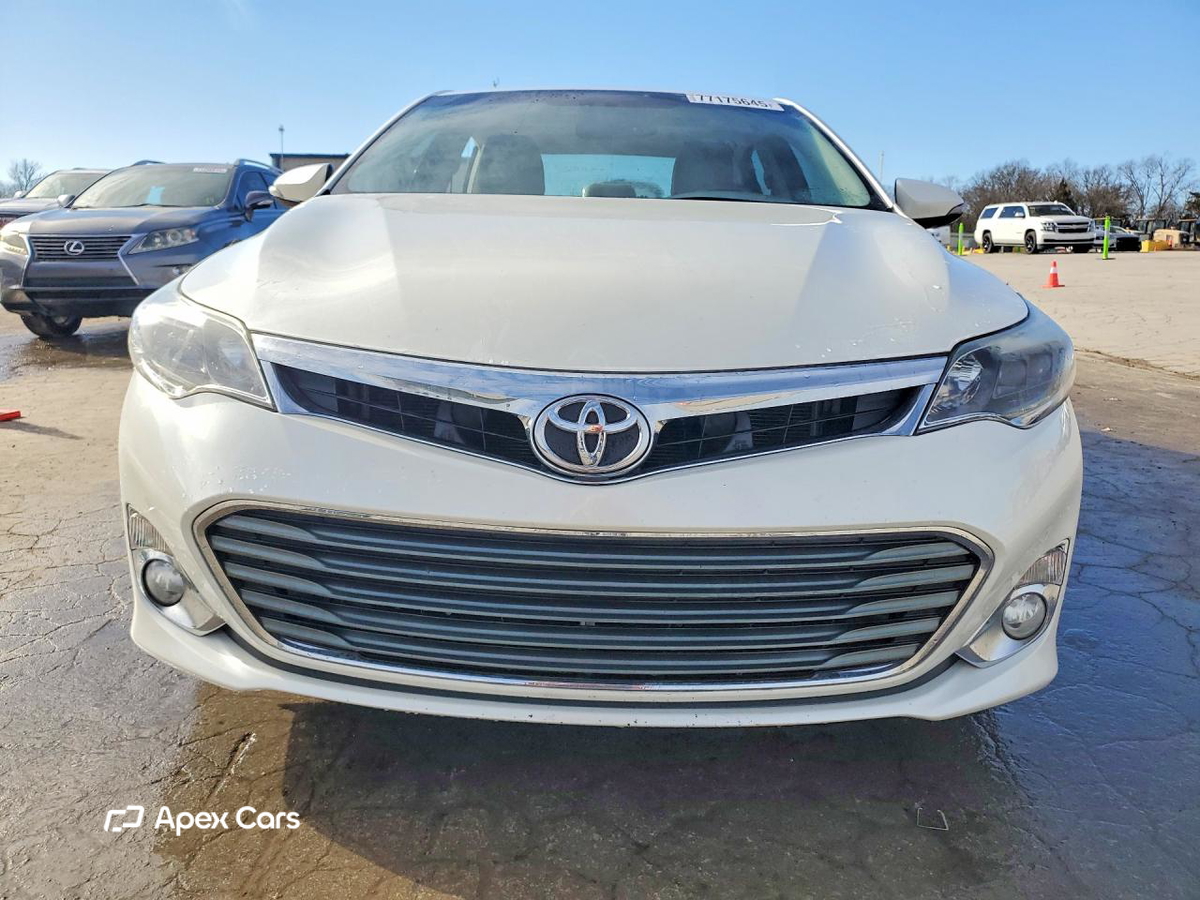 Toyota Avalon 2015