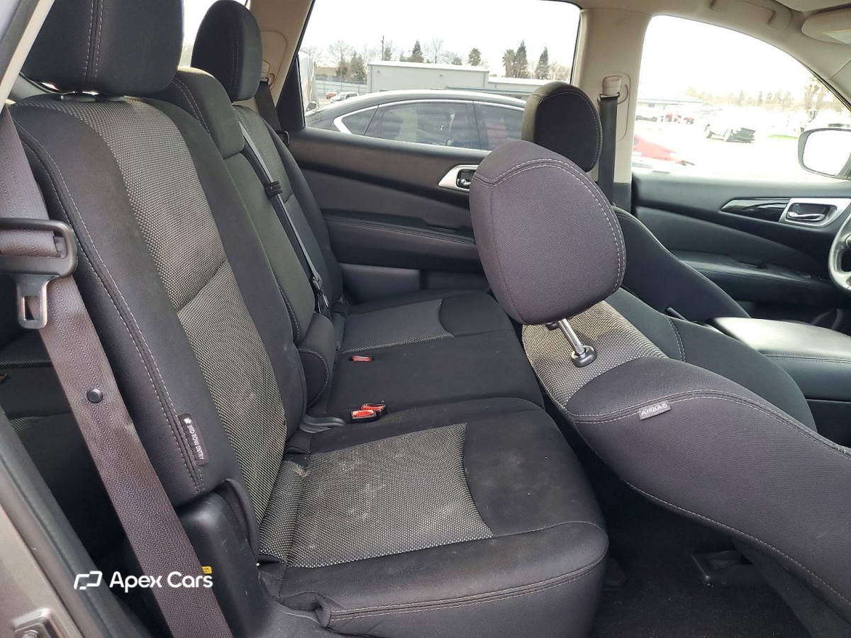 Nissan Pathfinder 2018