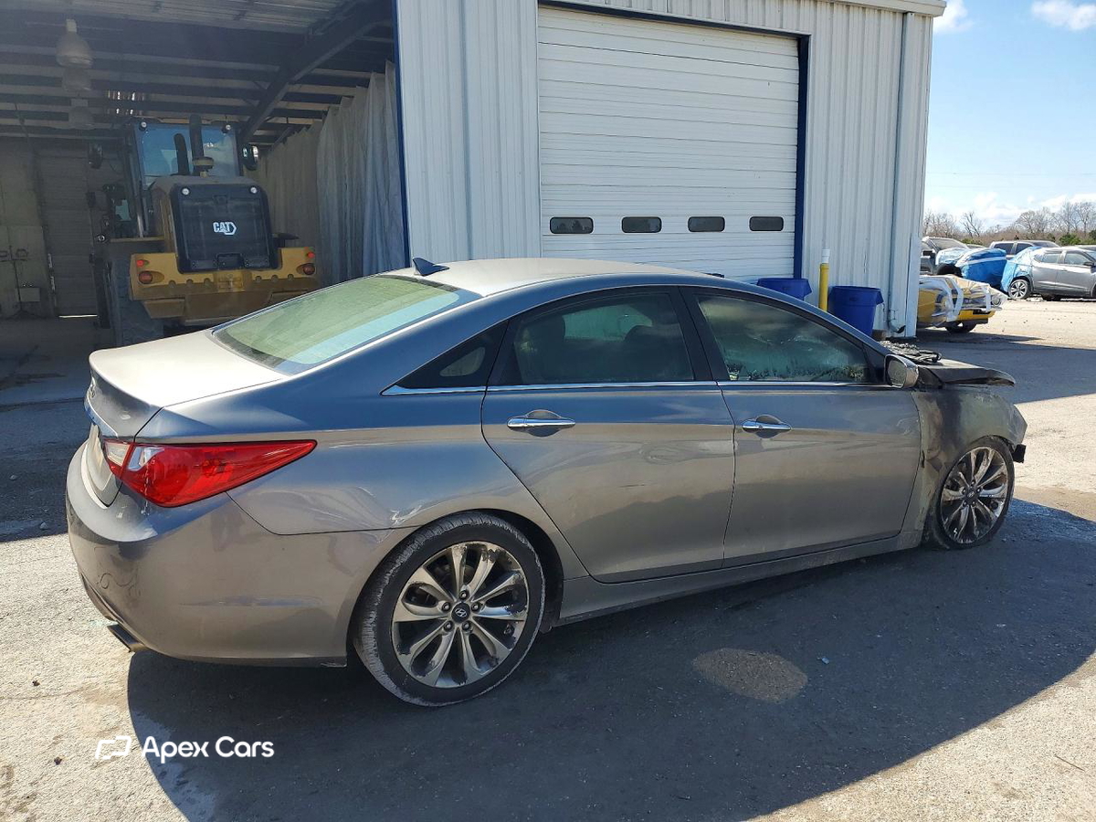 Hyundai Sonata 2011