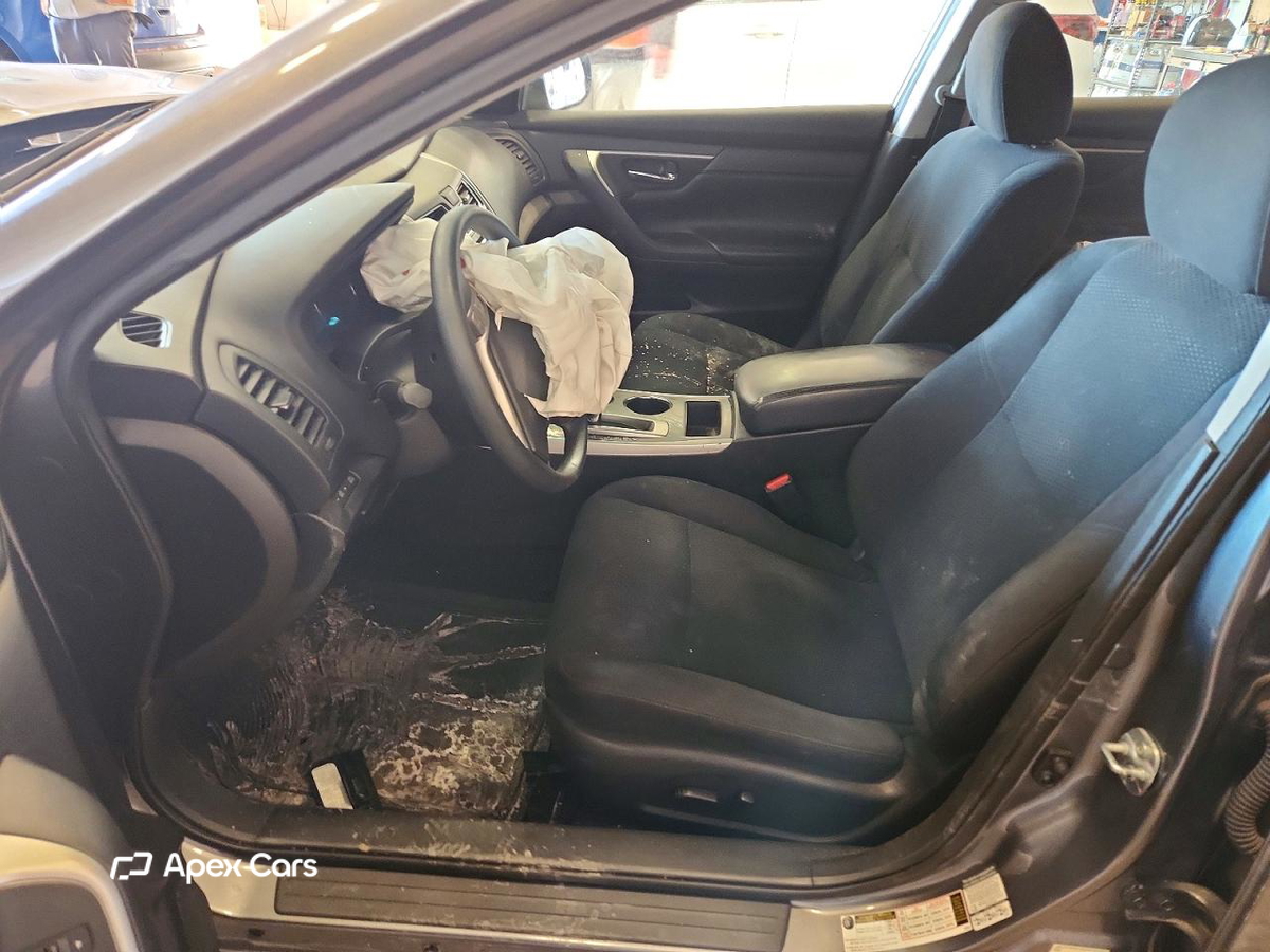 Nissan Altima 2015