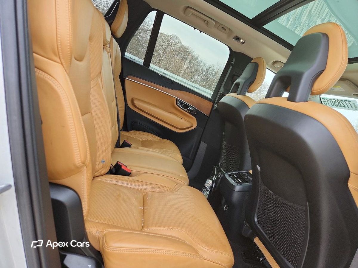 Volvo XC90 2016