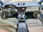 Porsche Cayenne 2022