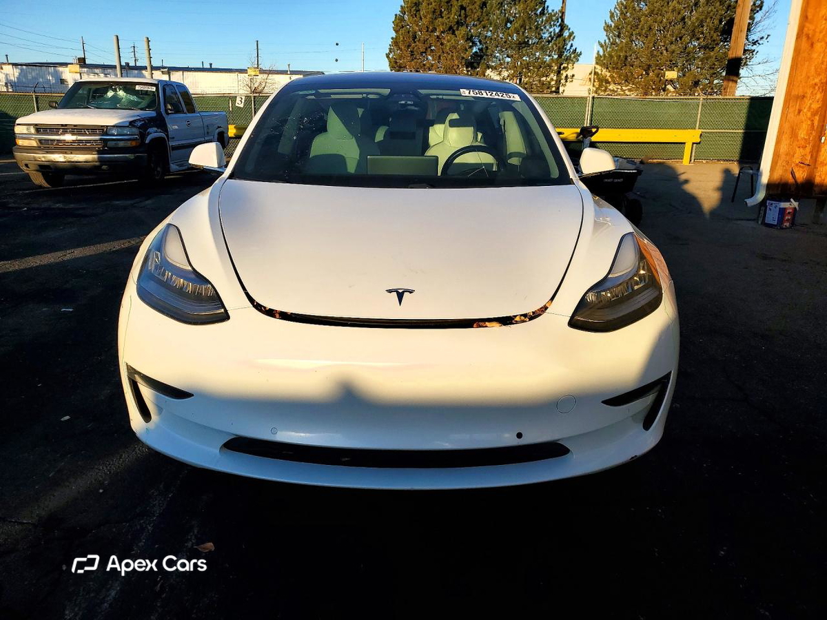 Tesla Model 3 2018