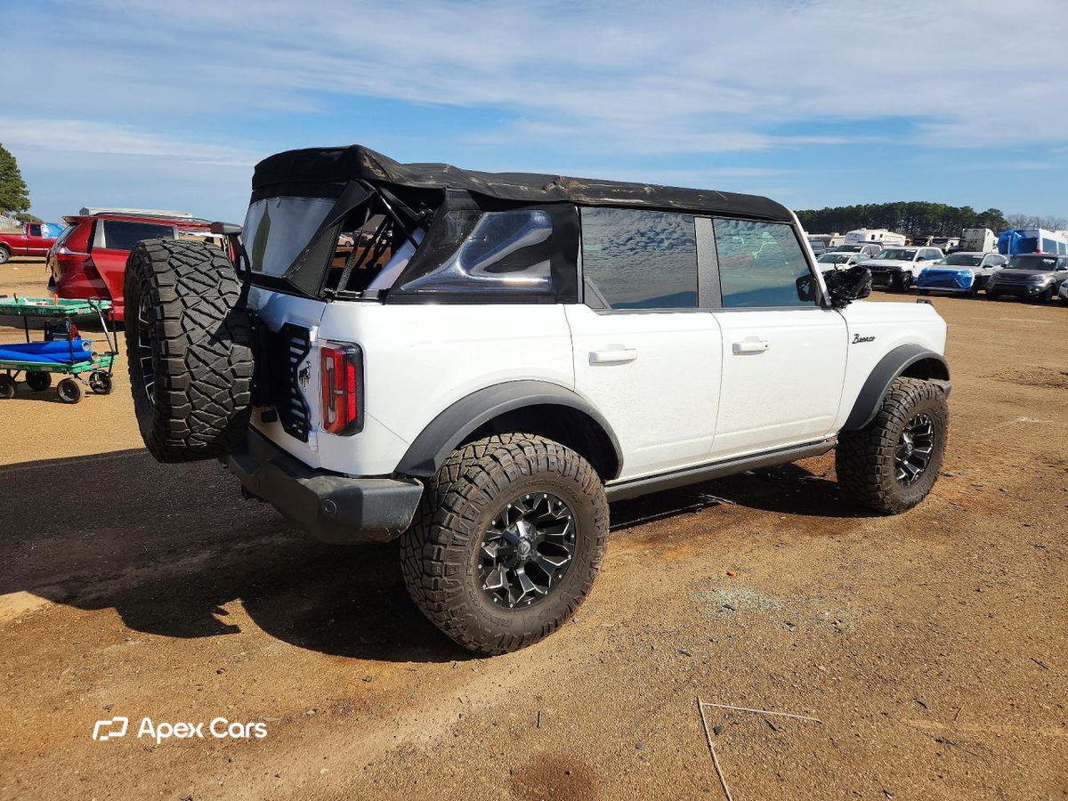 Ford Bronco 2022