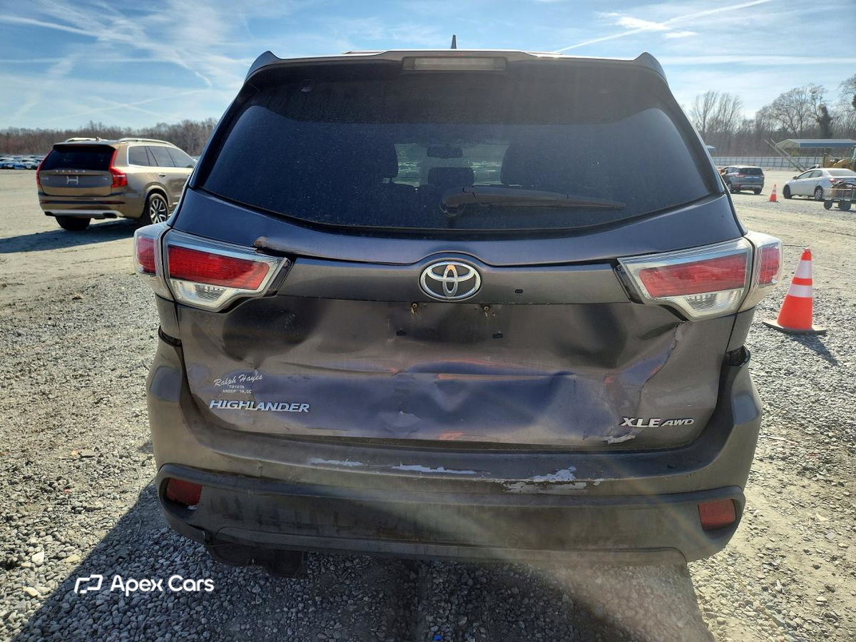 Toyota Highlander 2016