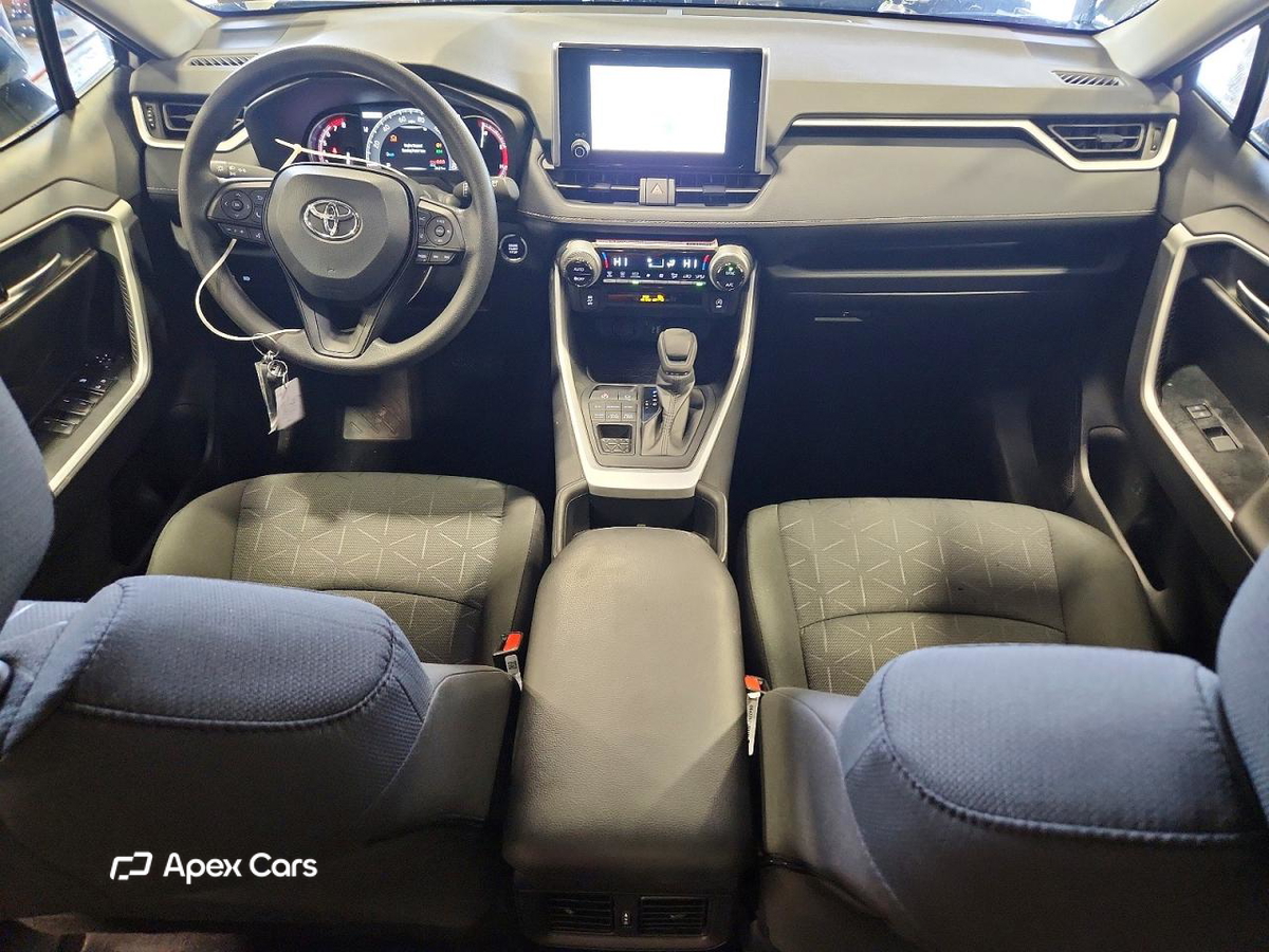 Toyota RAV 4 2025