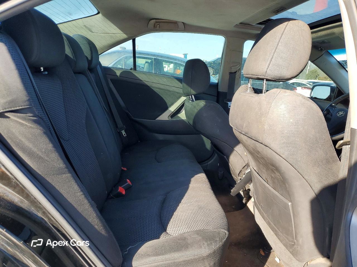 Toyota Camry 2011