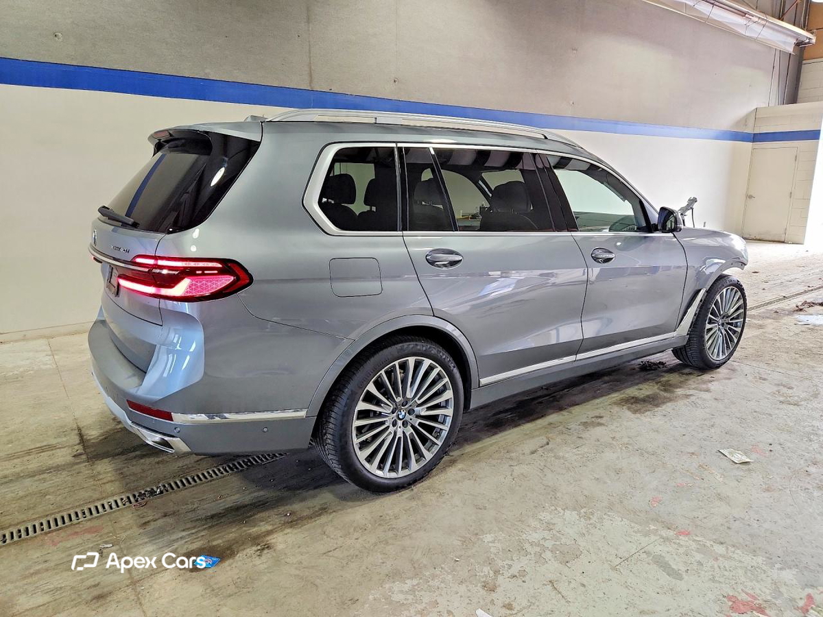 BMW X7 2025