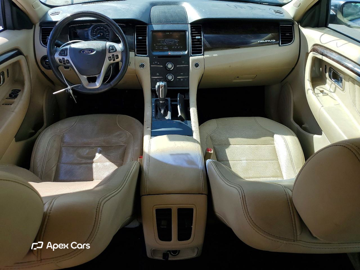 Ford Taurus 2015