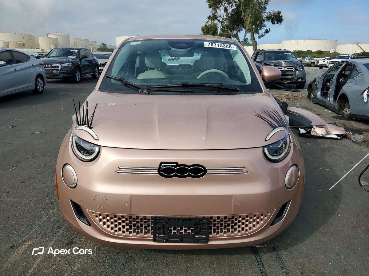 Fiat 500 2024