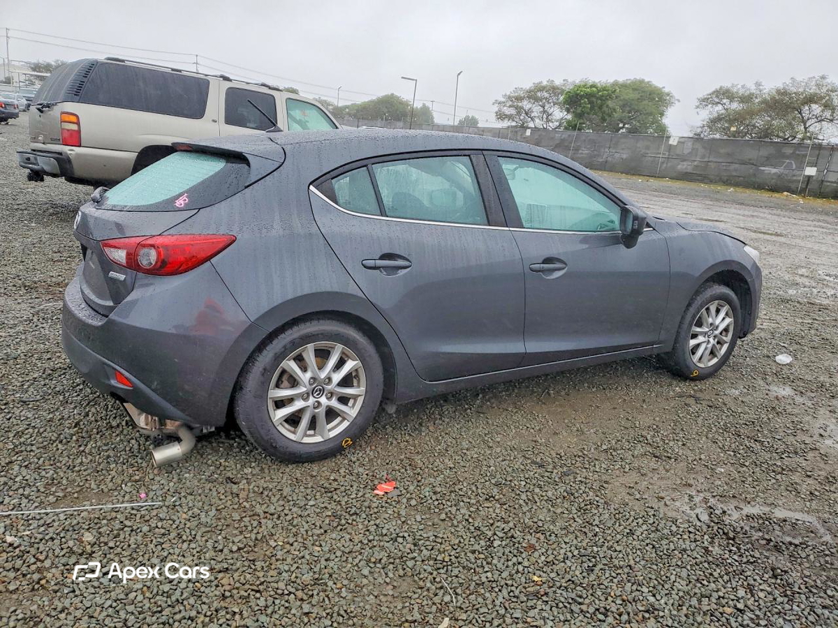 Mazda 3 2016