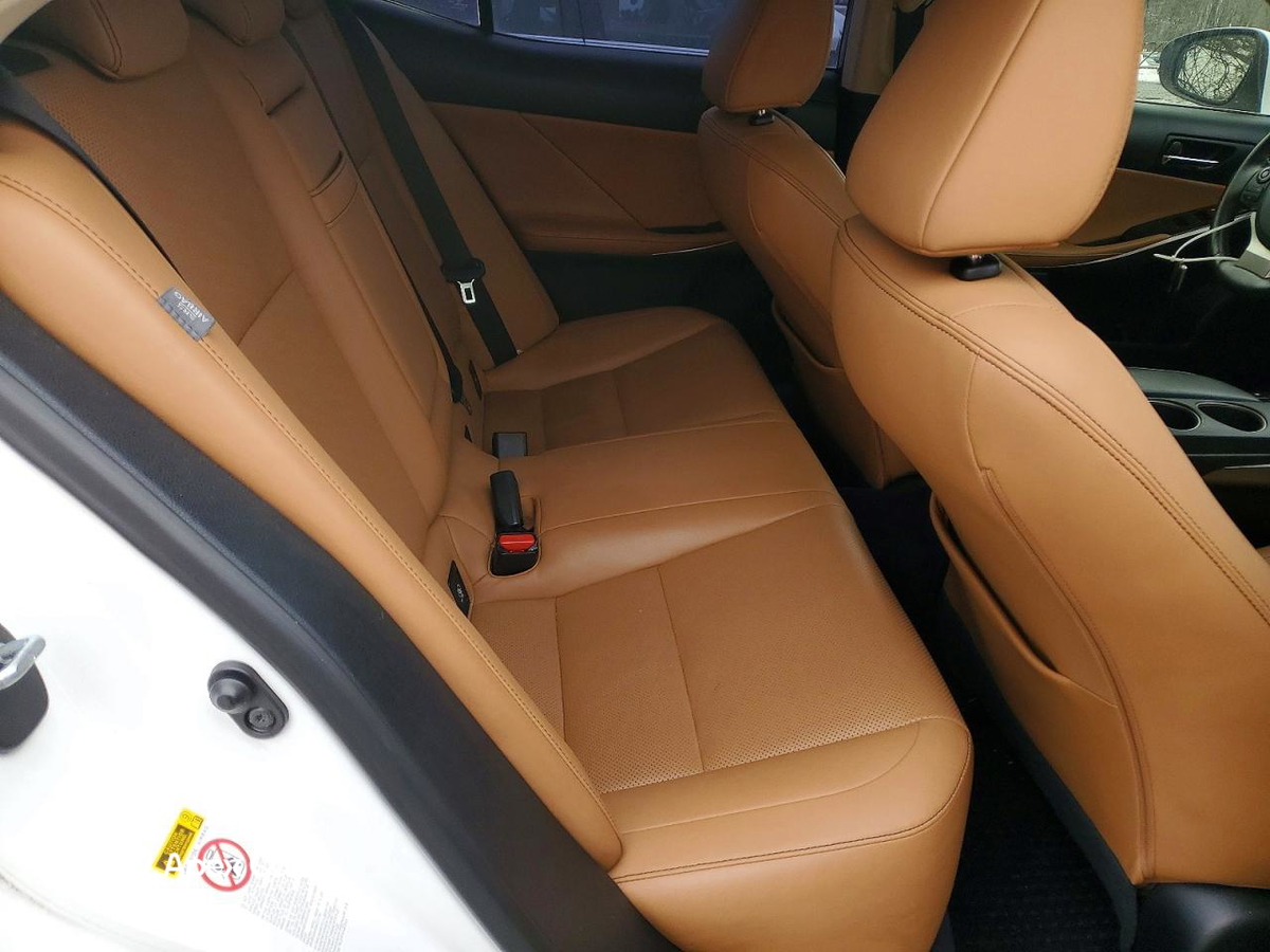 Lexus IS 2014