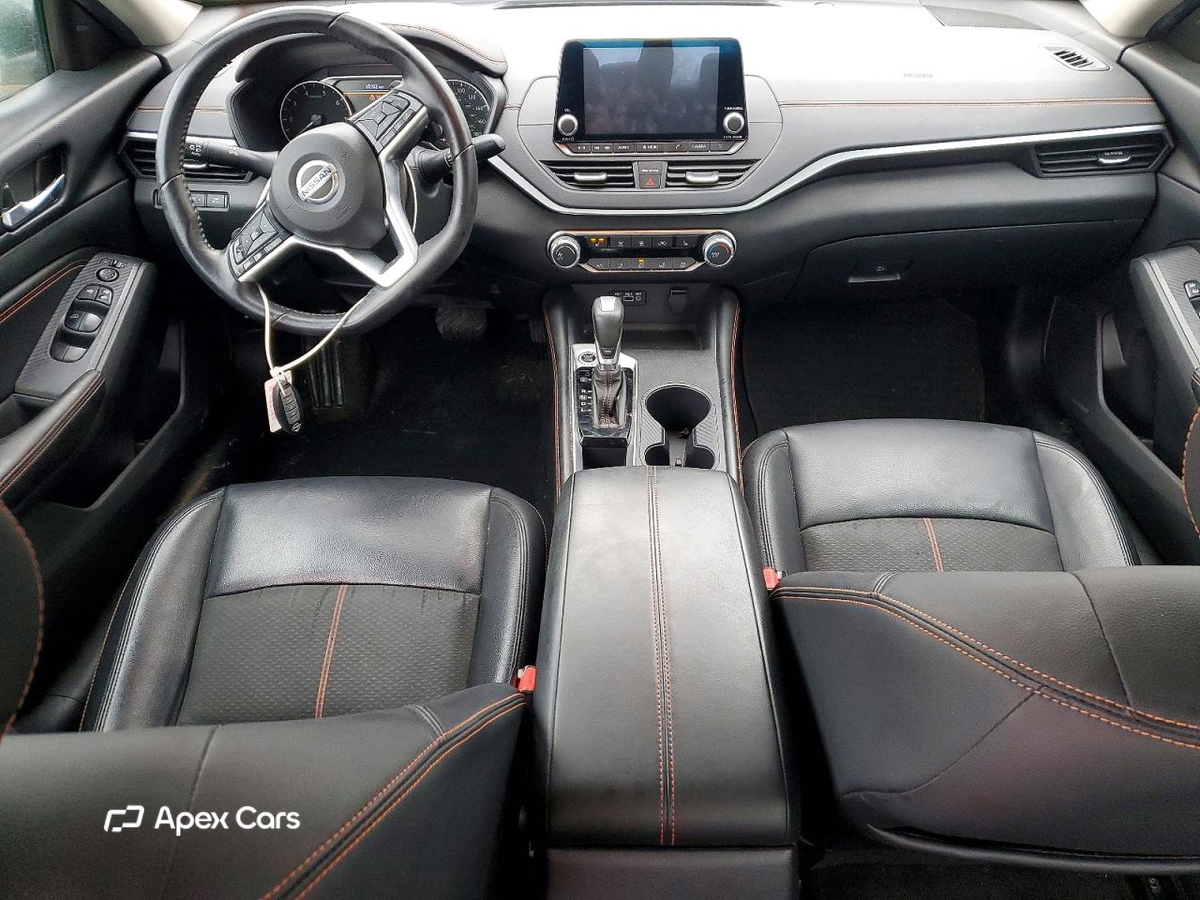 Nissan Altima 2020