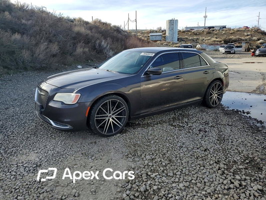Chrysler 300 2015 - Image 1 of 13