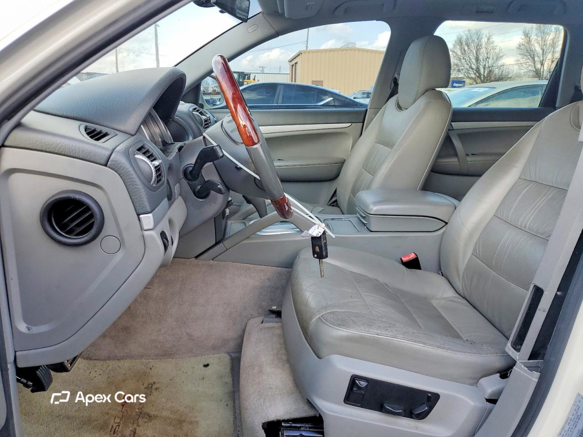 Porsche Cayenne 2004