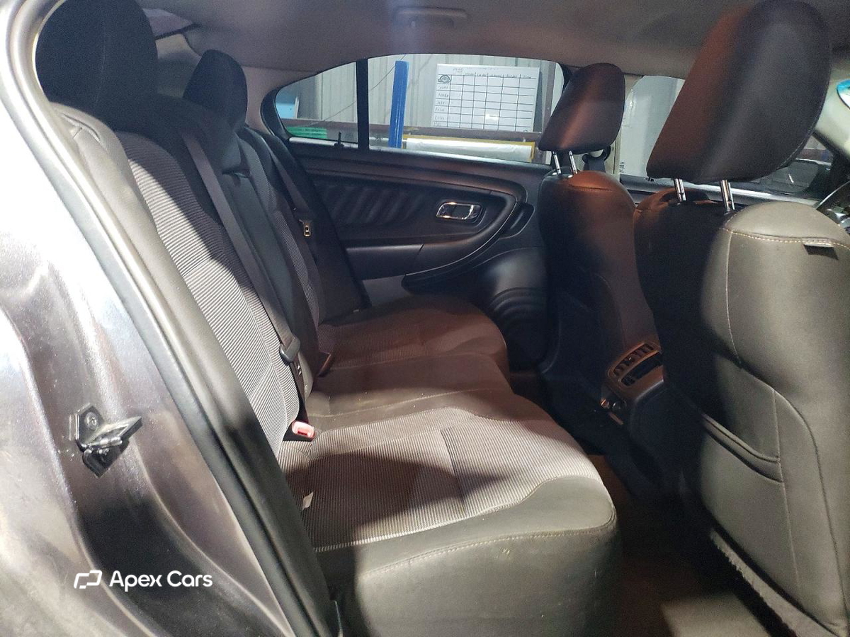 Ford Taurus 2011