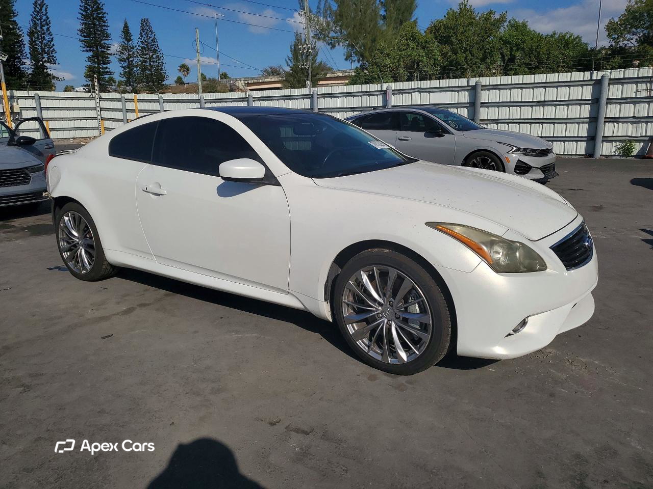 Infiniti G 2013