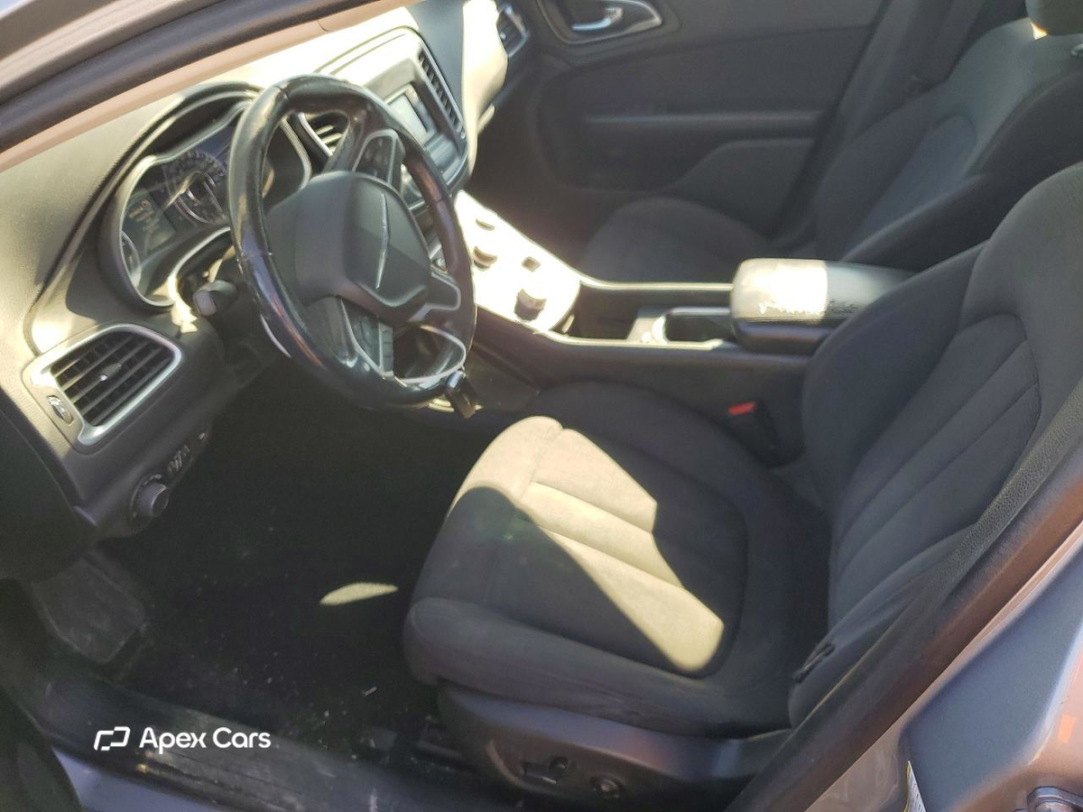 Chrysler 200 2015