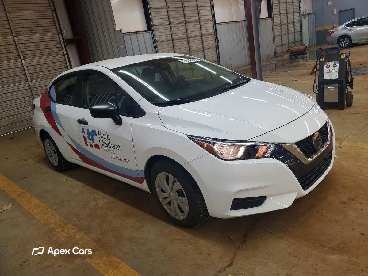 Nissan Versa 2021