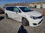 Chrysler Pacifica 2017