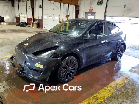 Tesla Model Y 2023 - Image 1 of 14