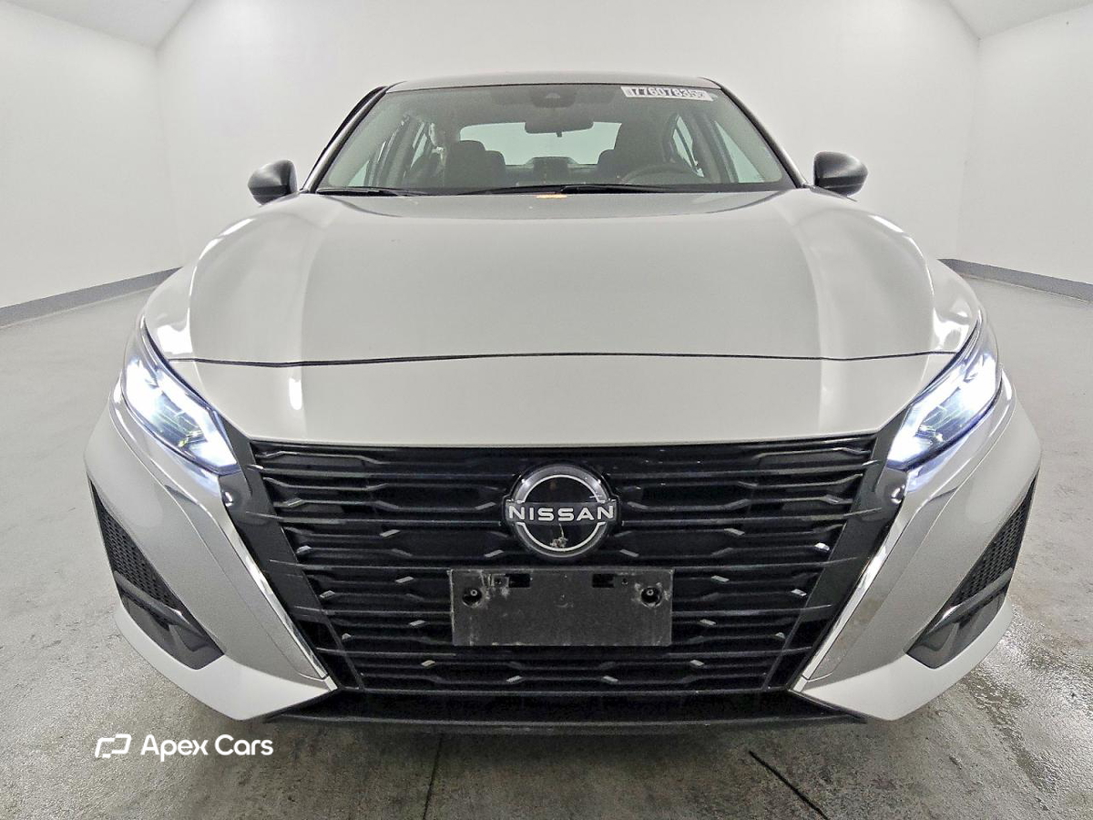 Altima 2025
