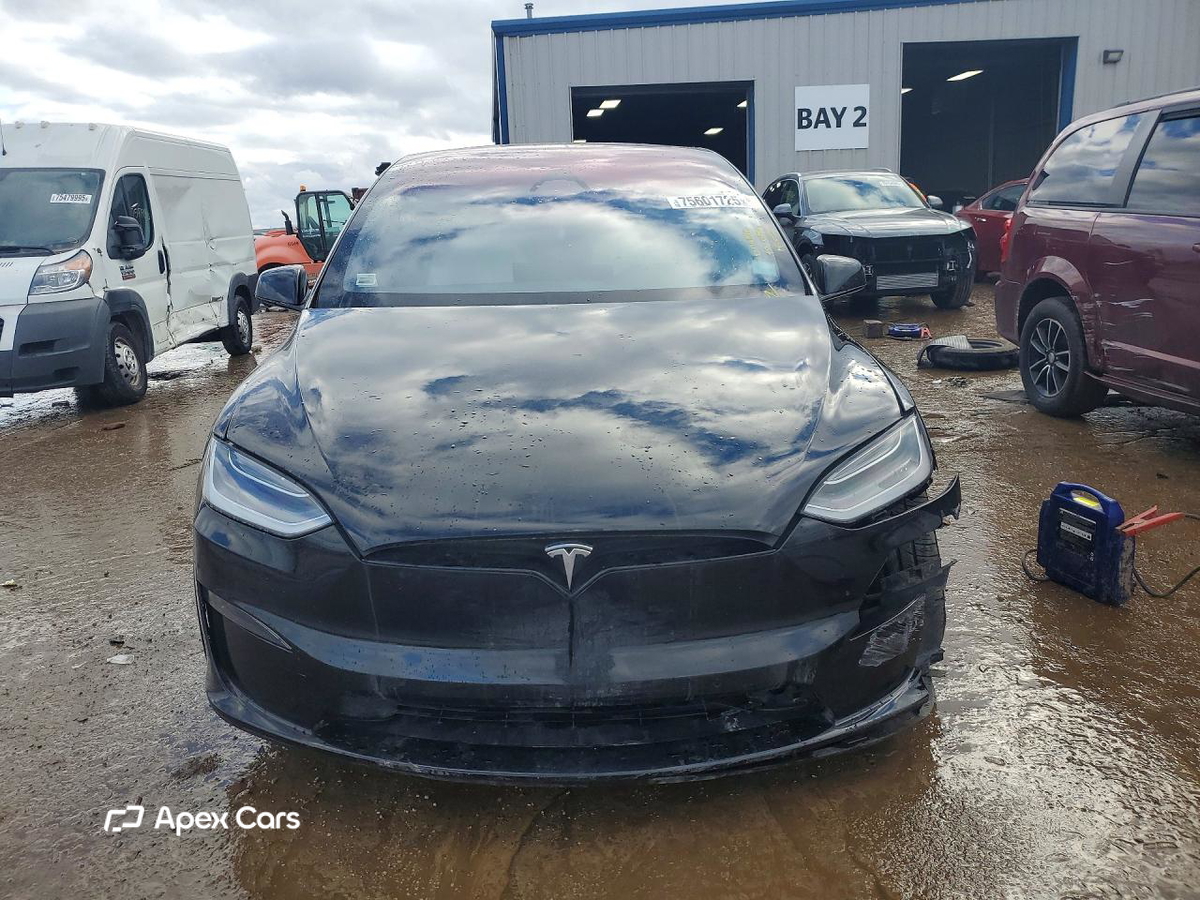 Tesla Model X 2023