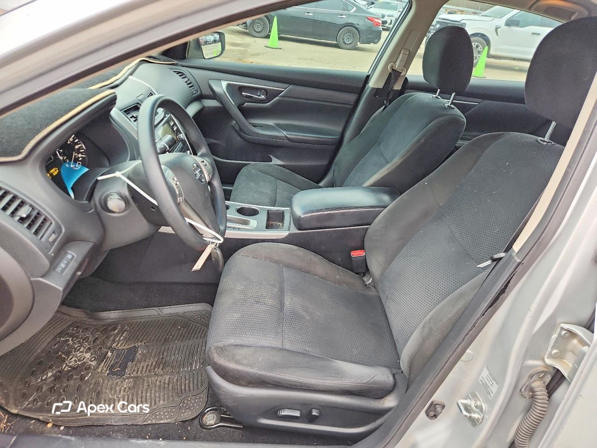 Nissan Altima 2015