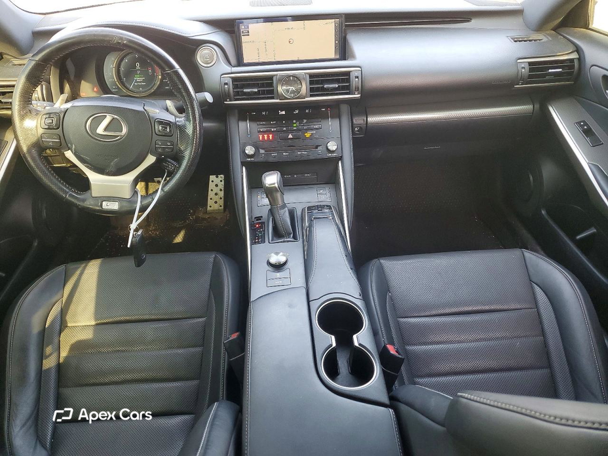 Lexus IS 2017