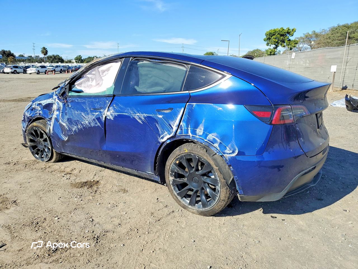 Tesla Model Y 2023