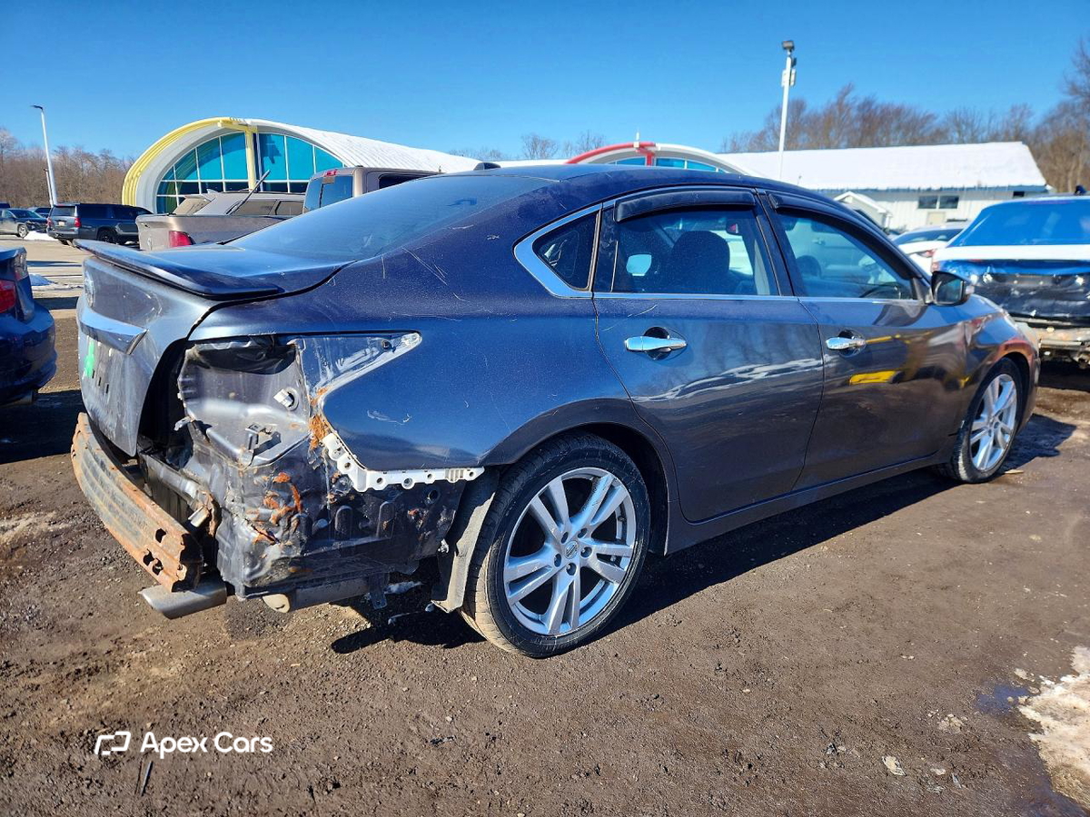 Nissan Altima 2013