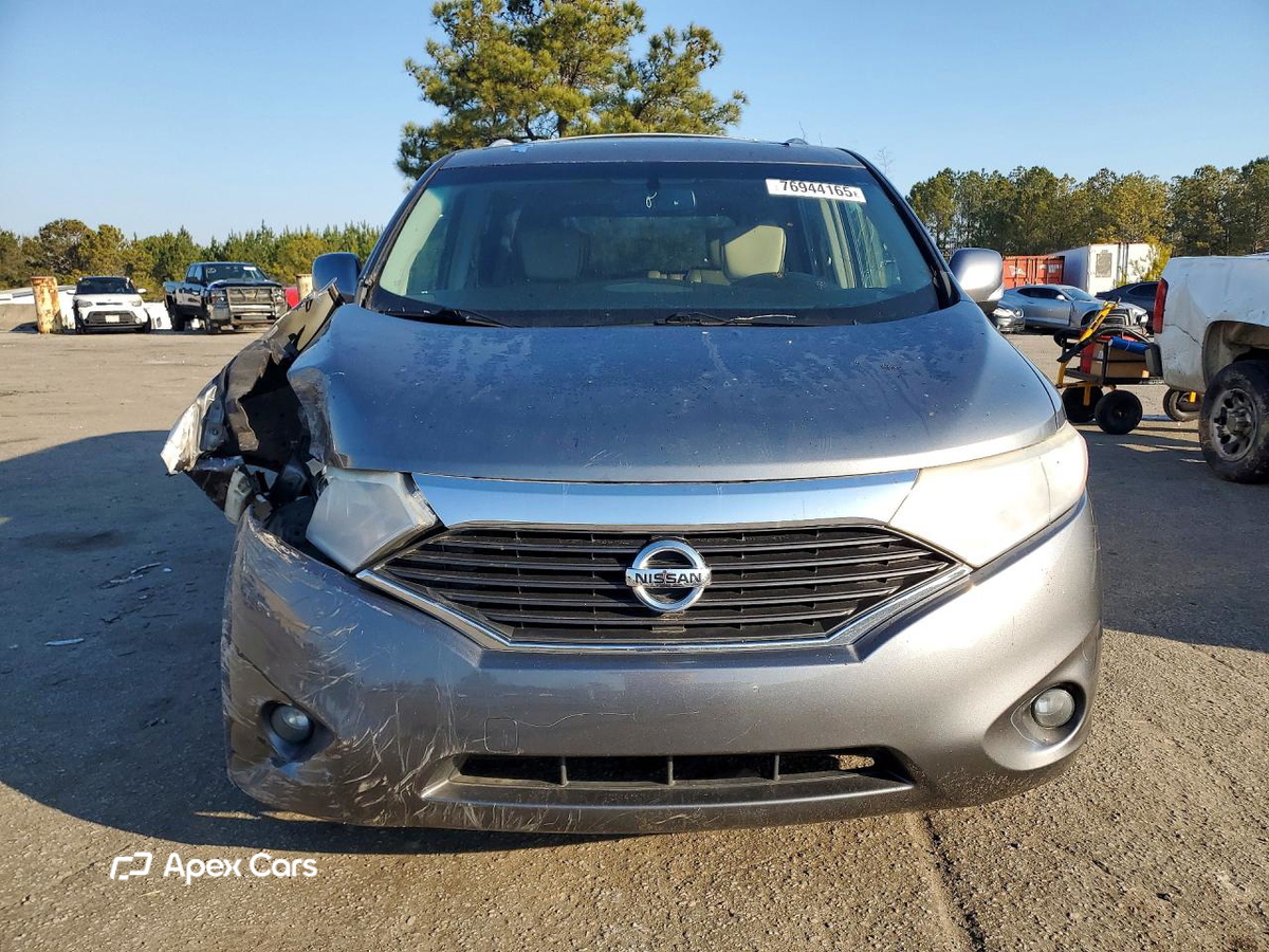 Nissan Quest 2015