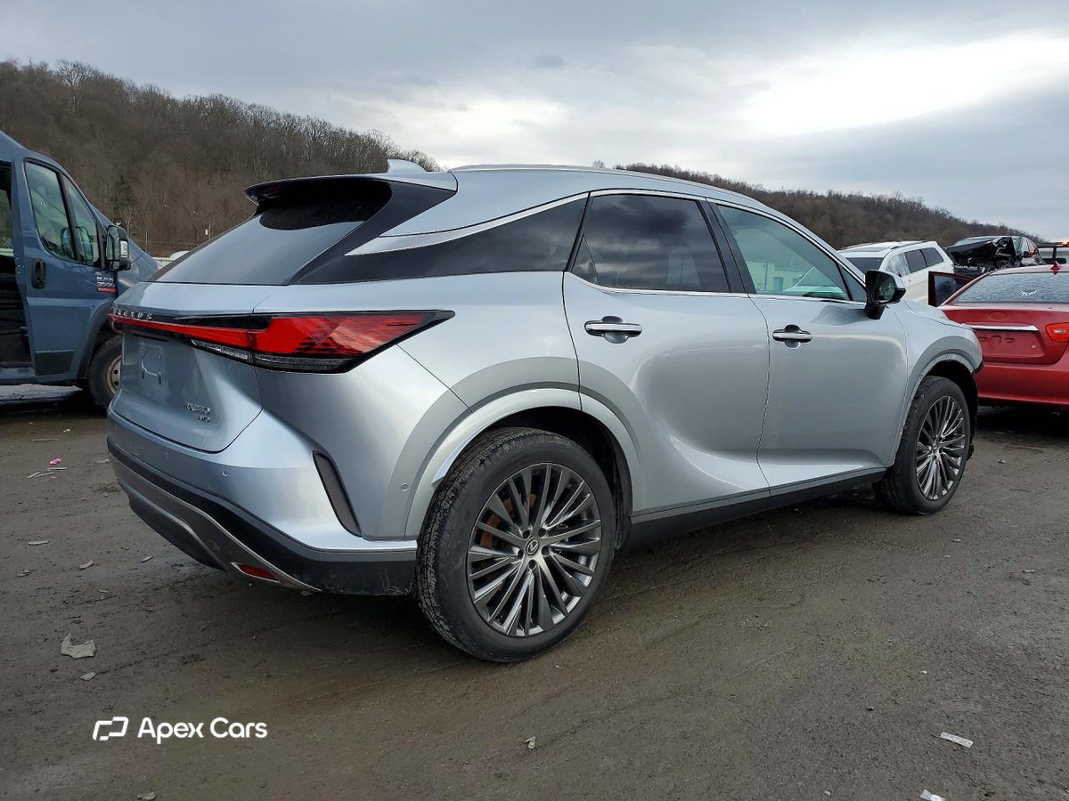Lexus RX 2023