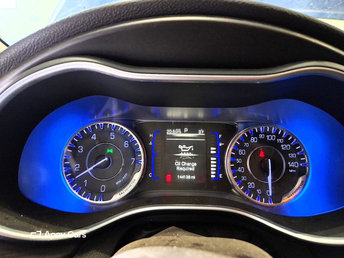 Chrysler 200 2015