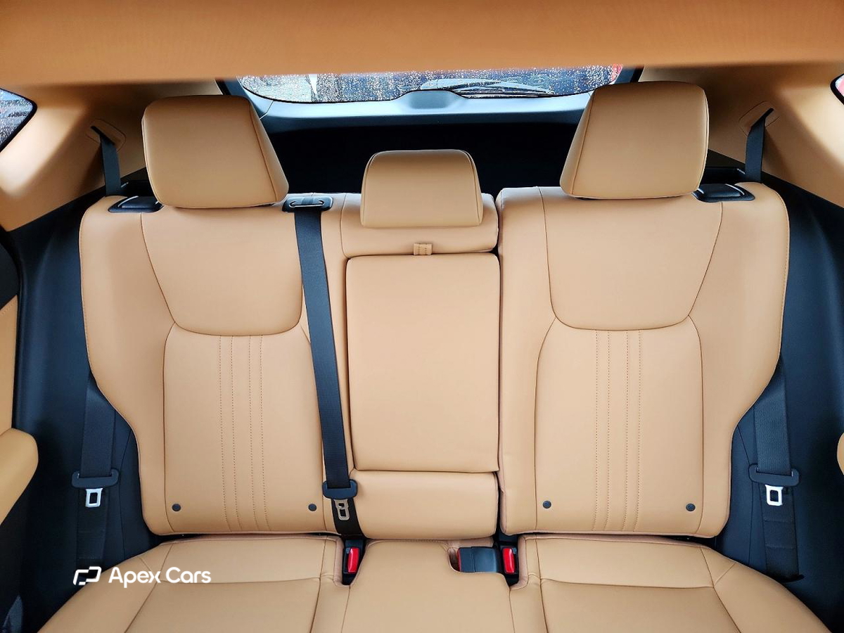 Lexus NX 2026