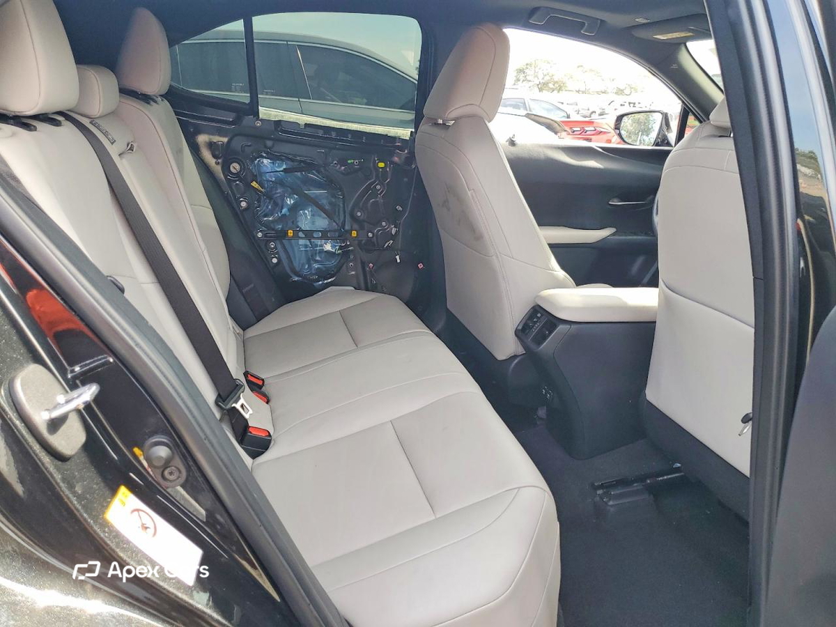 Lexus UX 2019
