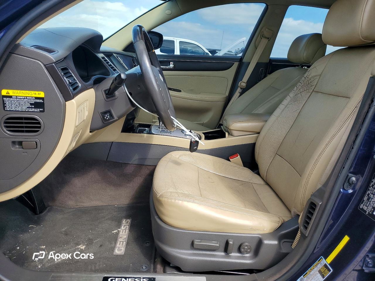 Hyundai Genesis 2011