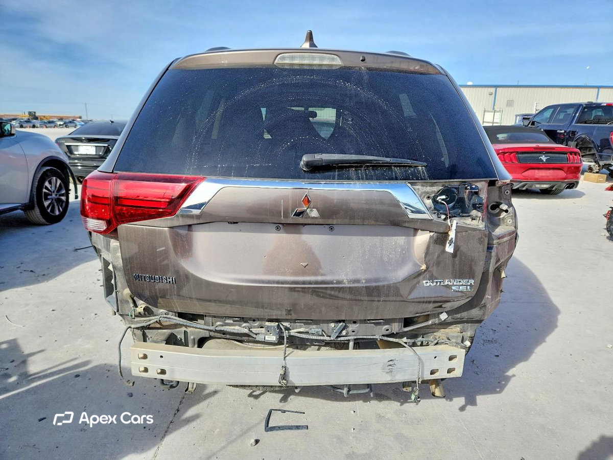Mitsubishi Outlander 2017