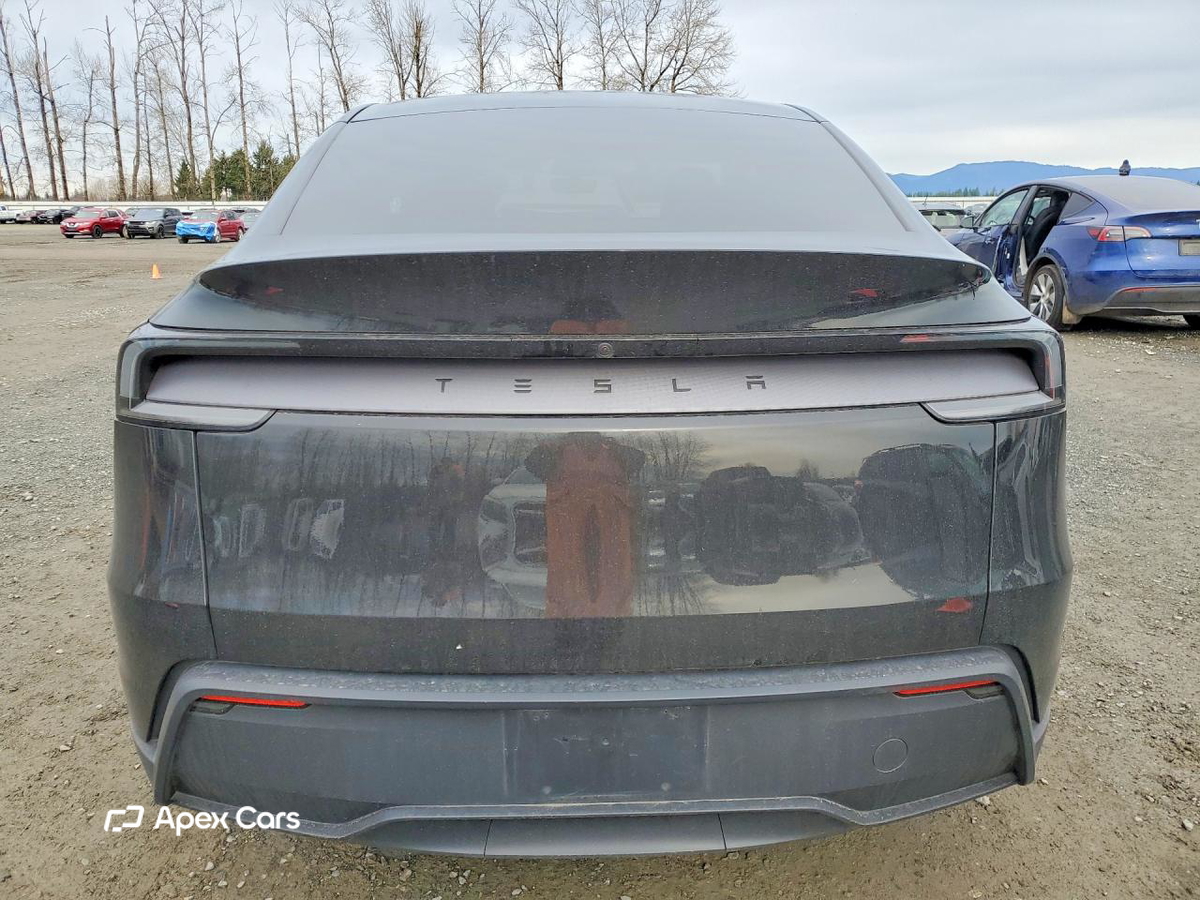 Tesla Model Y 2026
