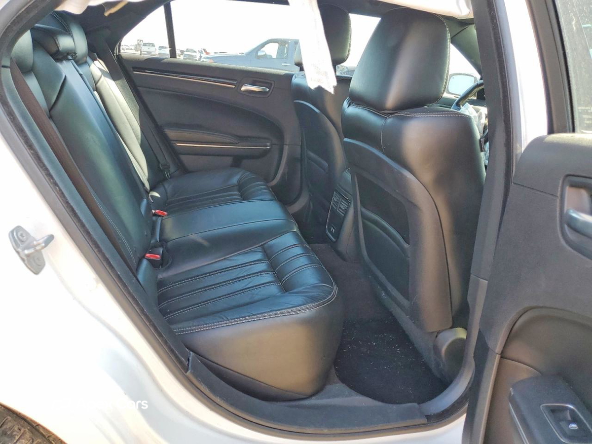 Chrysler 300 2018