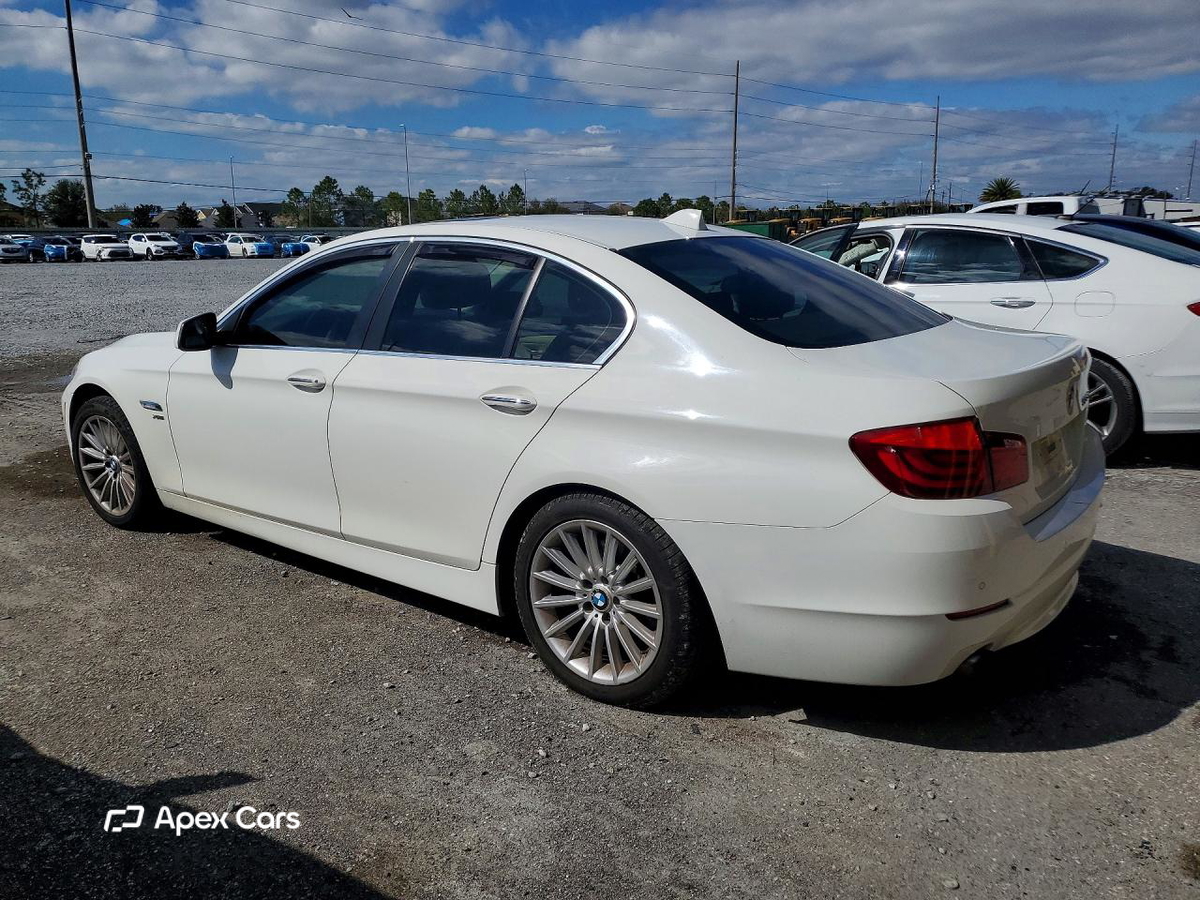 BMW Series 5 2011