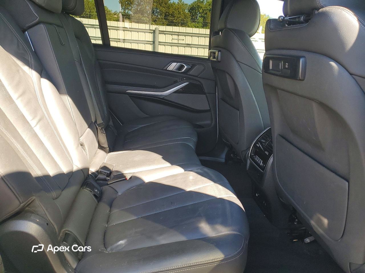 BMW X7 2020